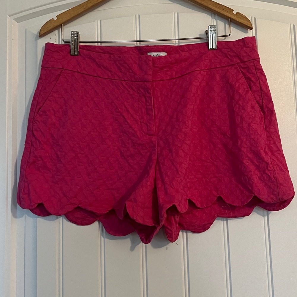 crown & ivy Shelby Shorts Size 10